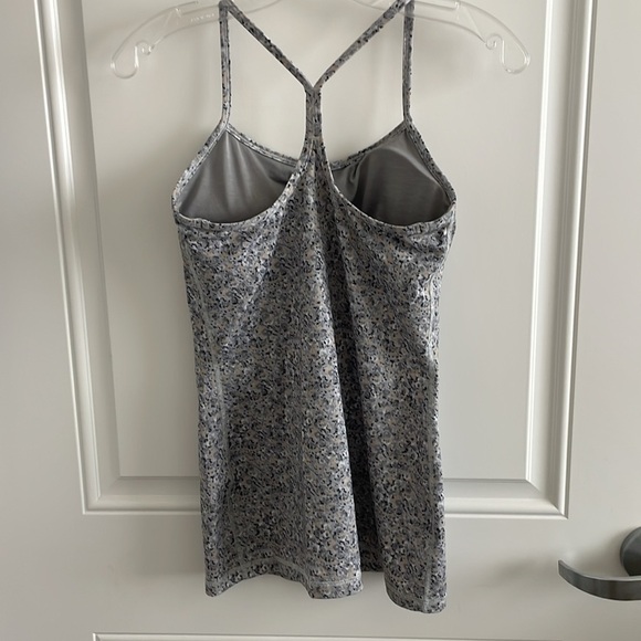 Lululemon Align Waist-Length Cami Racerback Padded Tank Top - Size 6 - Picture 3 of 6